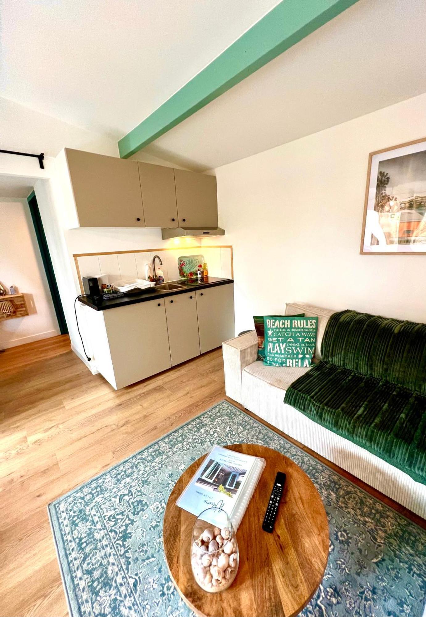 Caribbean Style House With Jacuzzi & Private Garden Near Amsterdam Vijfhuizen