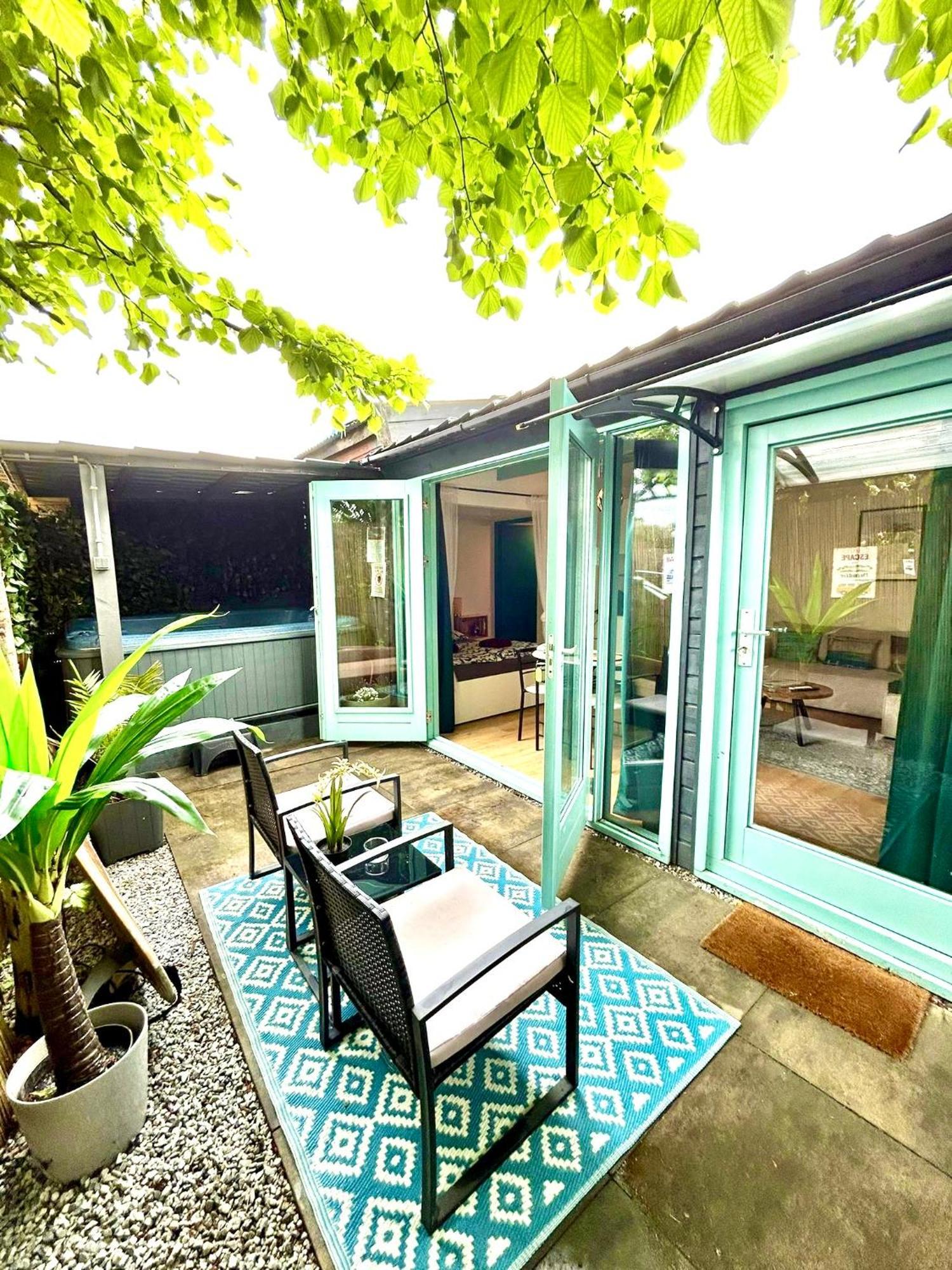 Ferienhaus Caribbean Style House With Jacuzzi & Private Garden Near Amsterdam